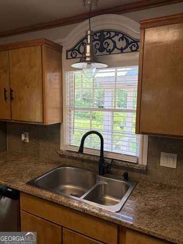 105 Braemar Drive, Fayetteville, GA 30215
