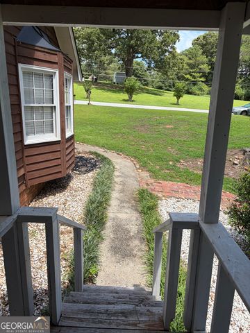 105 Braemar Drive, Fayetteville, GA 30215