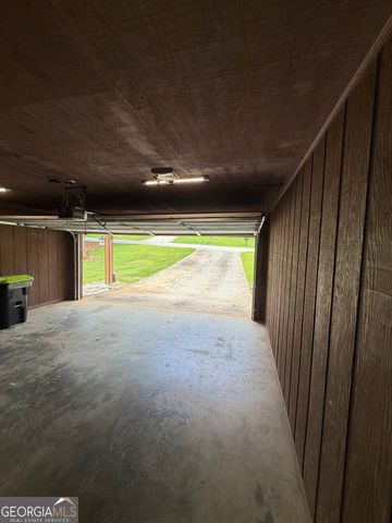 105 Braemar Drive, Fayetteville, GA 30215