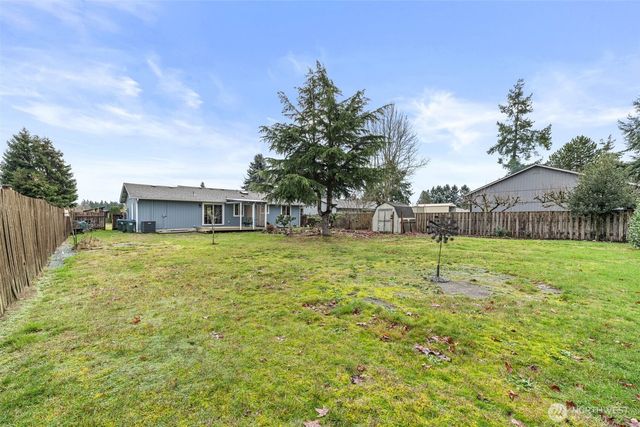 304 Olympia Street E, Rainier, WA 98576