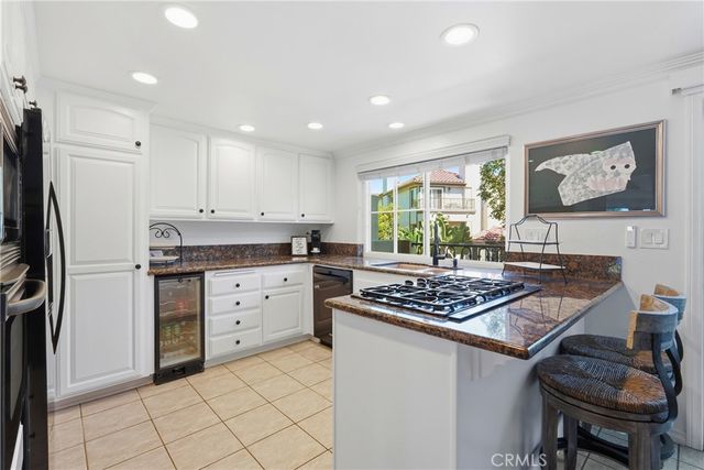 19225 Seabrook, Huntington Beach, CA 92648