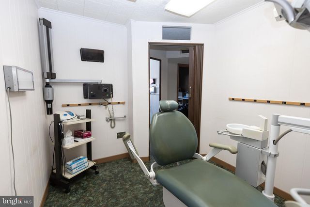 2042 MAHANTONGO ST, Pottsville, PA 17901