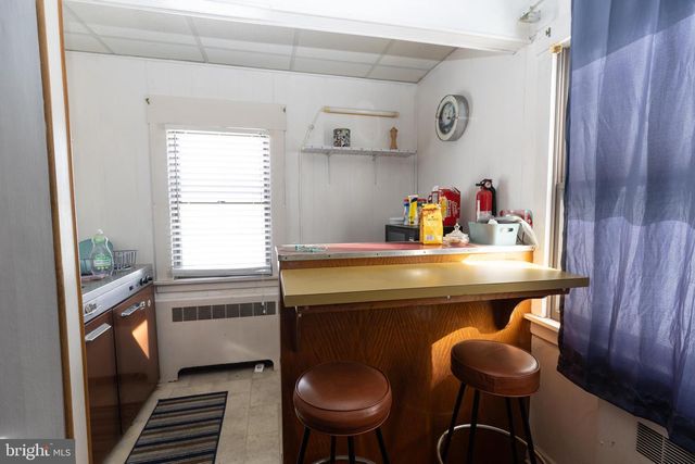 2042 MAHANTONGO ST, Pottsville, PA 17901