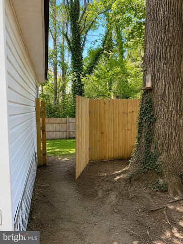 6122 6TH ST, Chesapeake Beach, MD 20732
