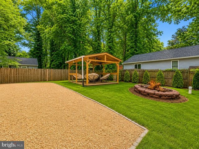 6122 6TH ST, Chesapeake Beach, MD 20732