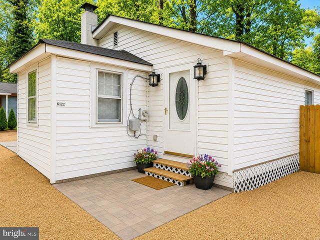 6122 6TH ST, Chesapeake Beach, MD 20732