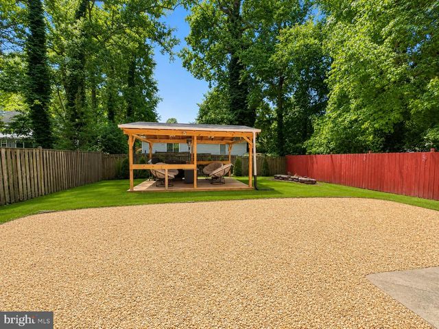 6122 6TH ST, Chesapeake Beach, MD 20732