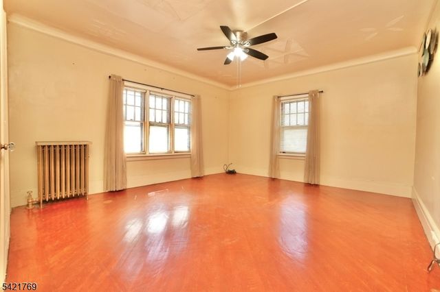59 Berkeley Ave, Newark City, NJ 07104