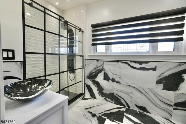 59 Berkeley Ave, Newark City, NJ 07104