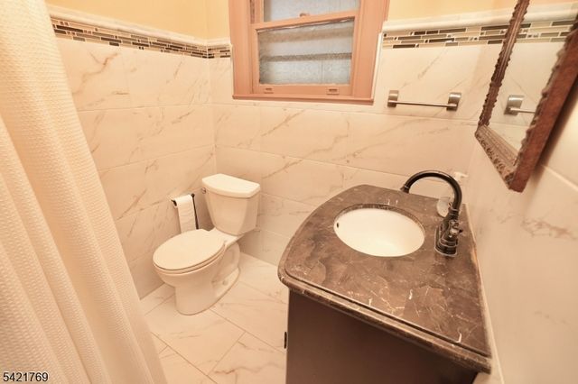 59 Berkeley Ave, Newark City, NJ 07104