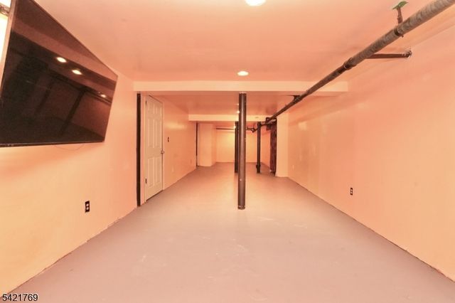 59 Berkeley Ave, Newark City, NJ 07104