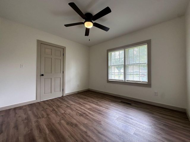 112 N Lovell Avenue, Chattanooga, TN 37411
