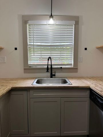112 N Lovell Avenue, Chattanooga, TN 37411