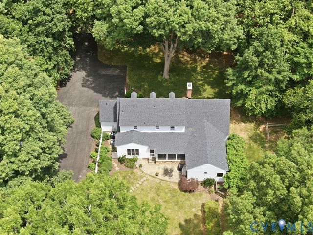 2215 Huguenot Trl, Powhatan, VA 23139