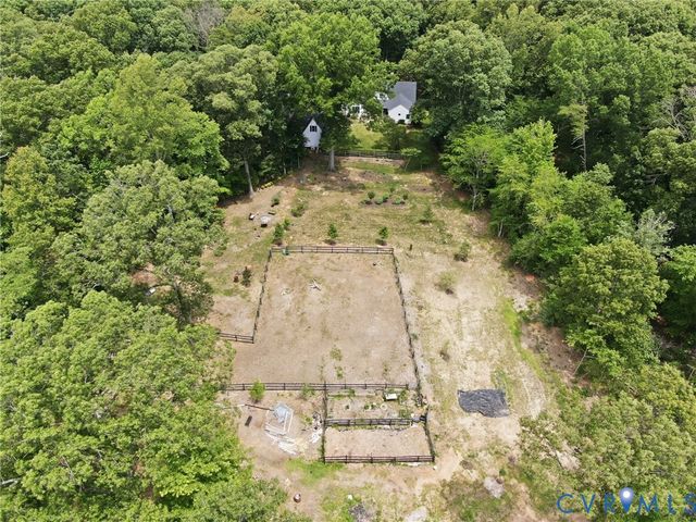2215 Huguenot Trl, Powhatan, VA 23139