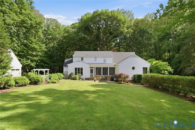 2215 Huguenot Trl, Powhatan, VA 23139