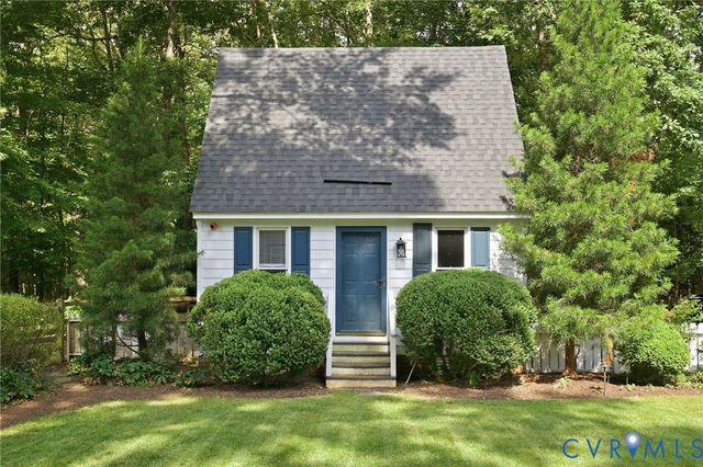 2215 Huguenot Trl, Powhatan, VA 23139