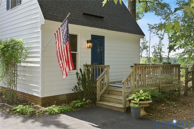 2215 Huguenot Trl, Powhatan, VA 23139