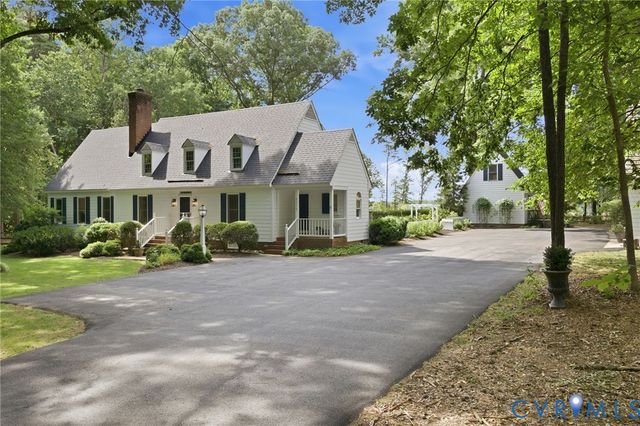 2215 Huguenot Trl, Powhatan, VA 23139