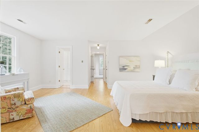 2215 Huguenot Trl, Powhatan, VA 23139