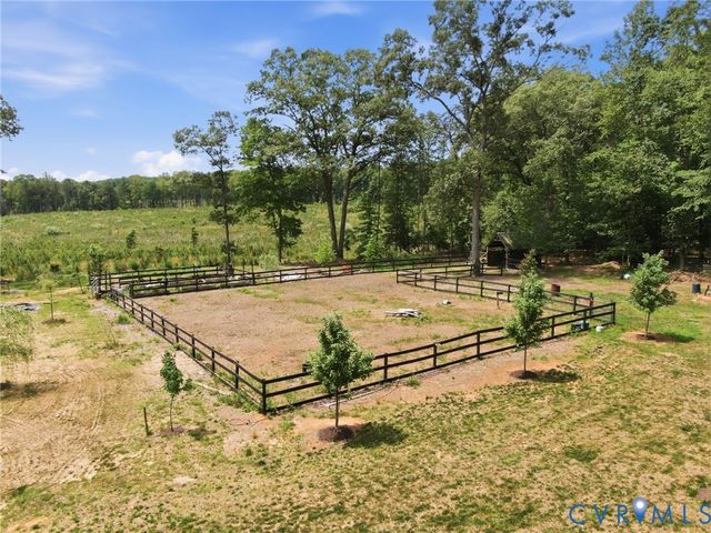 2215 Huguenot Trl, Powhatan, VA 23139