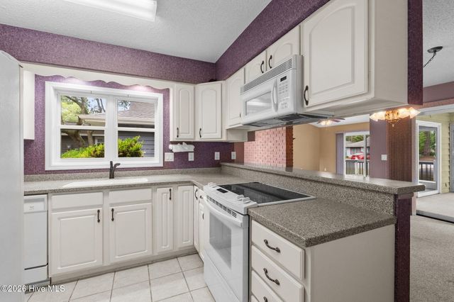 604 Camellia Lane, Sunset Beach, NC 28468