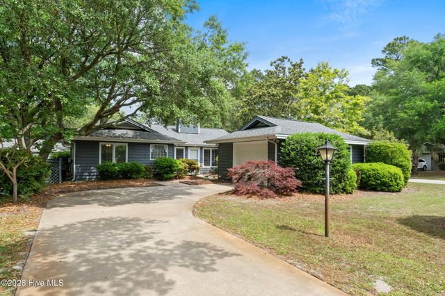 604 Camellia Lane, Sunset Beach, NC 28468