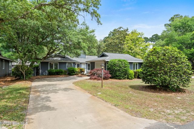604 Camellia Lane, Sunset Beach, NC 28468