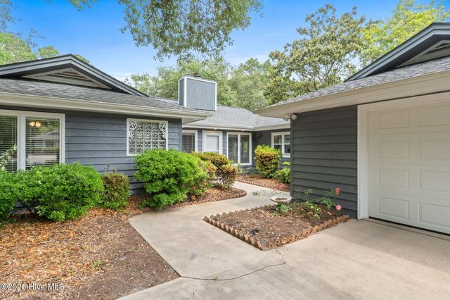 604 Camellia Lane, Sunset Beach, NC 28468