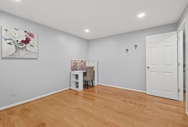 91 Pleasant St D1, Medfield, MA 02052
