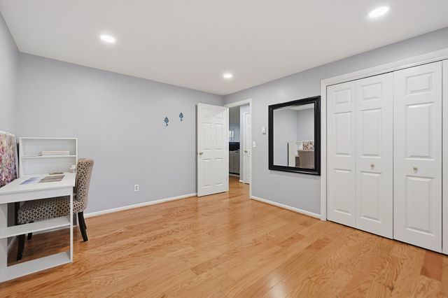 91 Pleasant St D1, Medfield, MA 02052