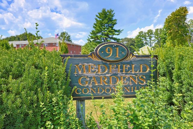 91 Pleasant St D1, Medfield, MA 02052