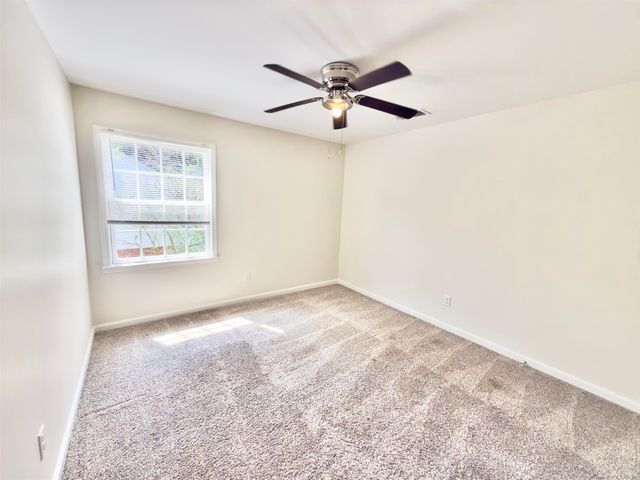 2973 EGAN DR, Memphis, TN 38115