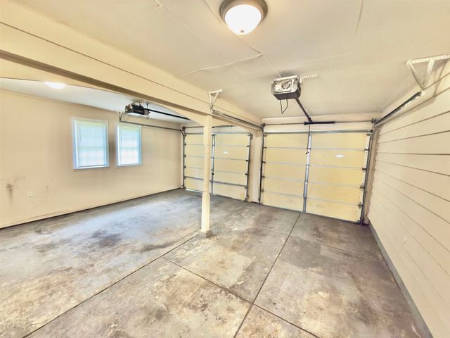 2973 EGAN DR, Memphis, TN 38115