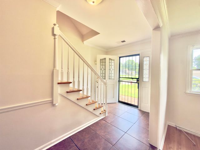2973 EGAN DR, Memphis, TN 38115