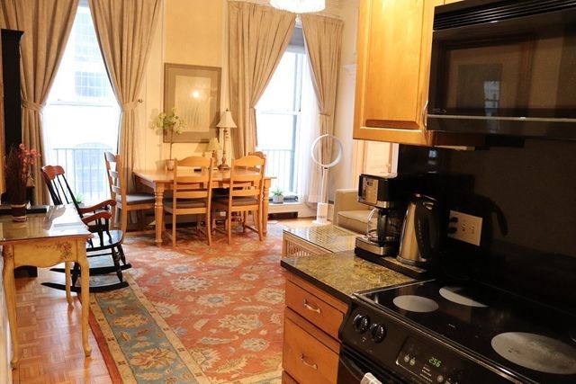 21 Beacon St 3R, Boston, MA 02108