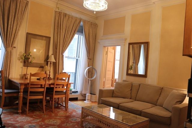 21 Beacon St 3R, Boston, MA 02108