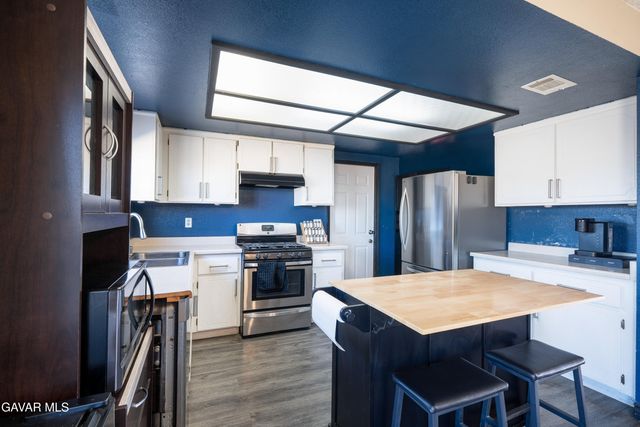 8301 Dogwood Avenue, California City, CA 93505