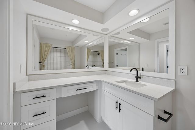 400 E BAY Street E 804, Jacksonville, FL 32202