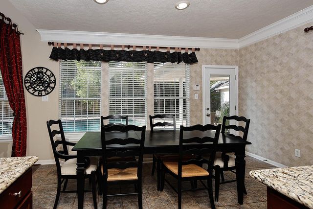 2 Taupewood Place, The Woodlands, TX 77384