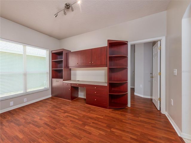 1602 HIDDEN MEADOW COURT, Valrico, FL 33594