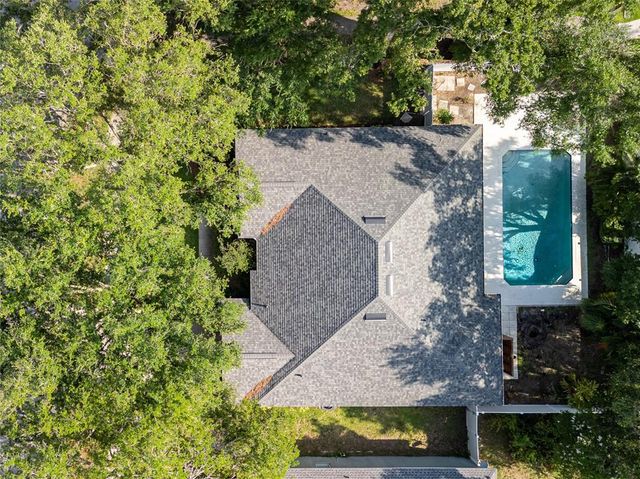 1602 HIDDEN MEADOW COURT, Valrico, FL 33594