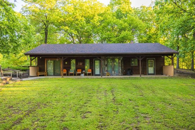 40801 E Route B Road, Creighton, MO 64739