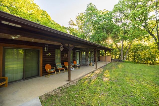 40801 E Route B Road, Creighton, MO 64739