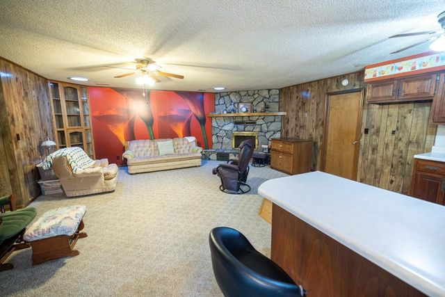 40801 E Route B Road, Creighton, MO 64739
