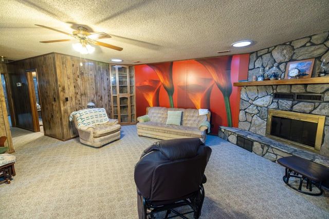 40801 E Route B Road, Creighton, MO 64739