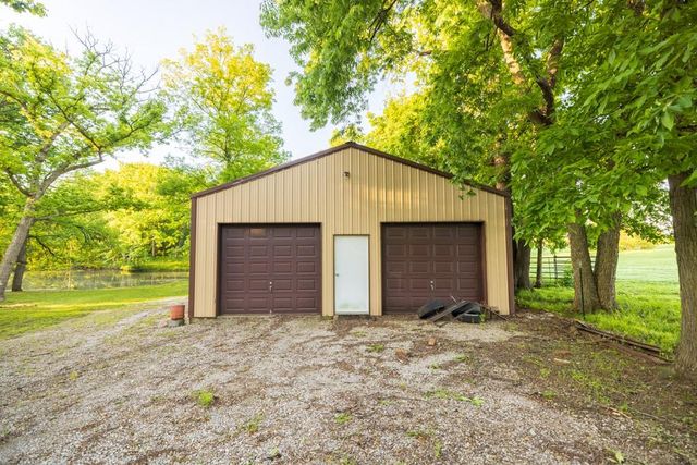 40801 E Route B Road, Creighton, MO 64739
