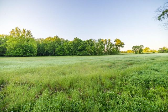 40801 E Route B Road, Creighton, MO 64739
