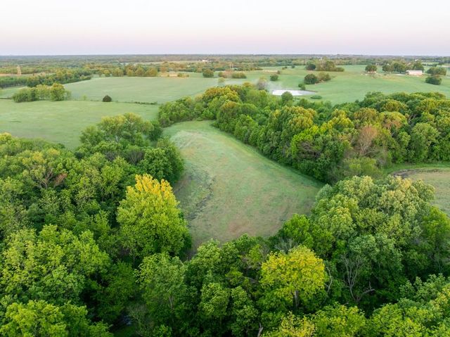 40801 E Route B Road, Creighton, MO 64739