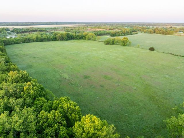 40801 E Route B Road, Creighton, MO 64739